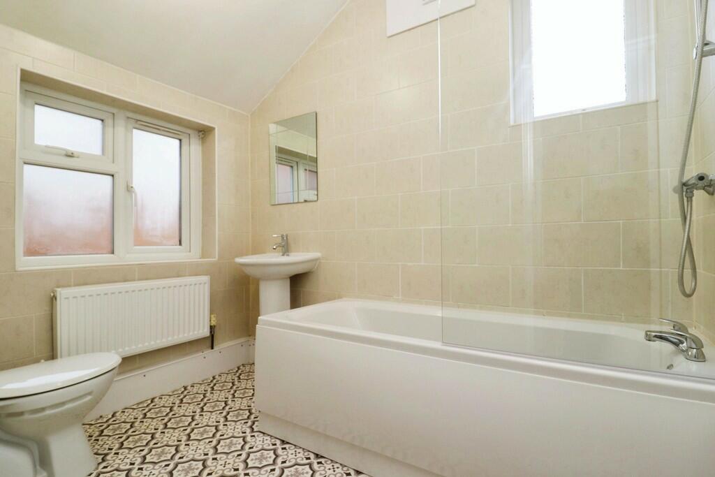 Additional property image - Benn Street, Rugby