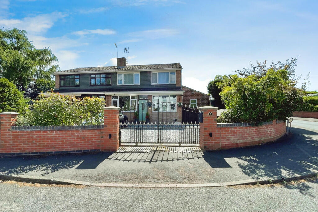 4 bedroom semidetached house for sale in John Simpson Close, Wolston