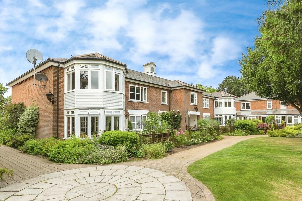 Additional property image - Dunchurch Hall, Dunchurch, Rugby