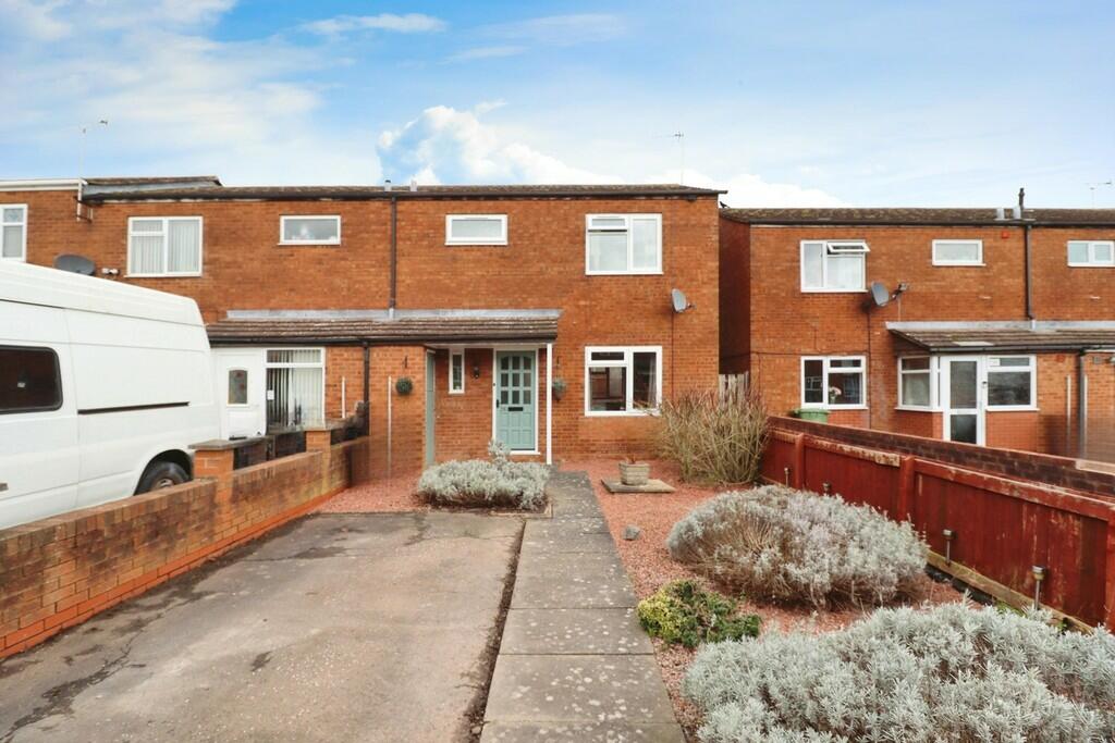 3 bedroom end of terrace house for sale in Lindale, Brownsover, Rugby, CV21
