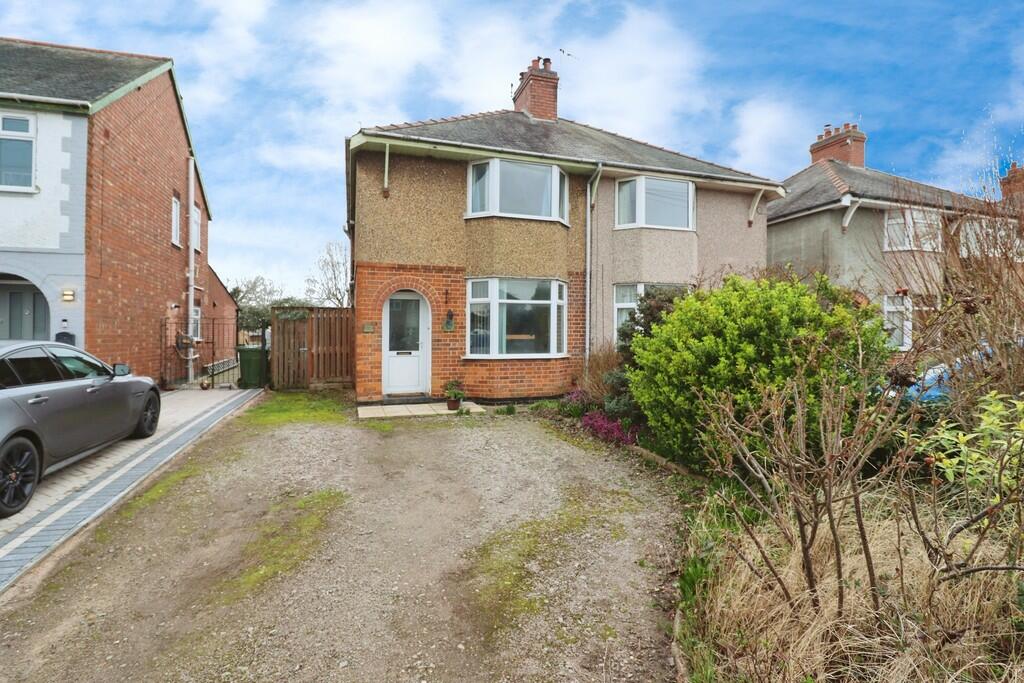 2 bedroom semidetached house for sale in Alwyn Road, Bilton, Rugby, CV22