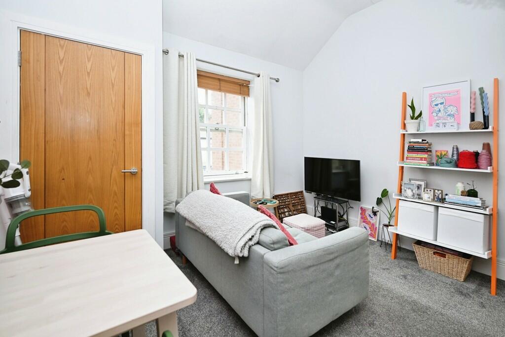 Additional property image - Tresham House, Guys Common