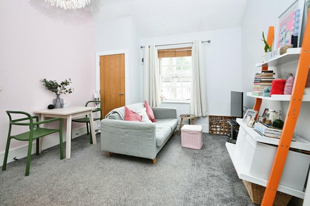 Additional property image - Tresham House, Guys Common