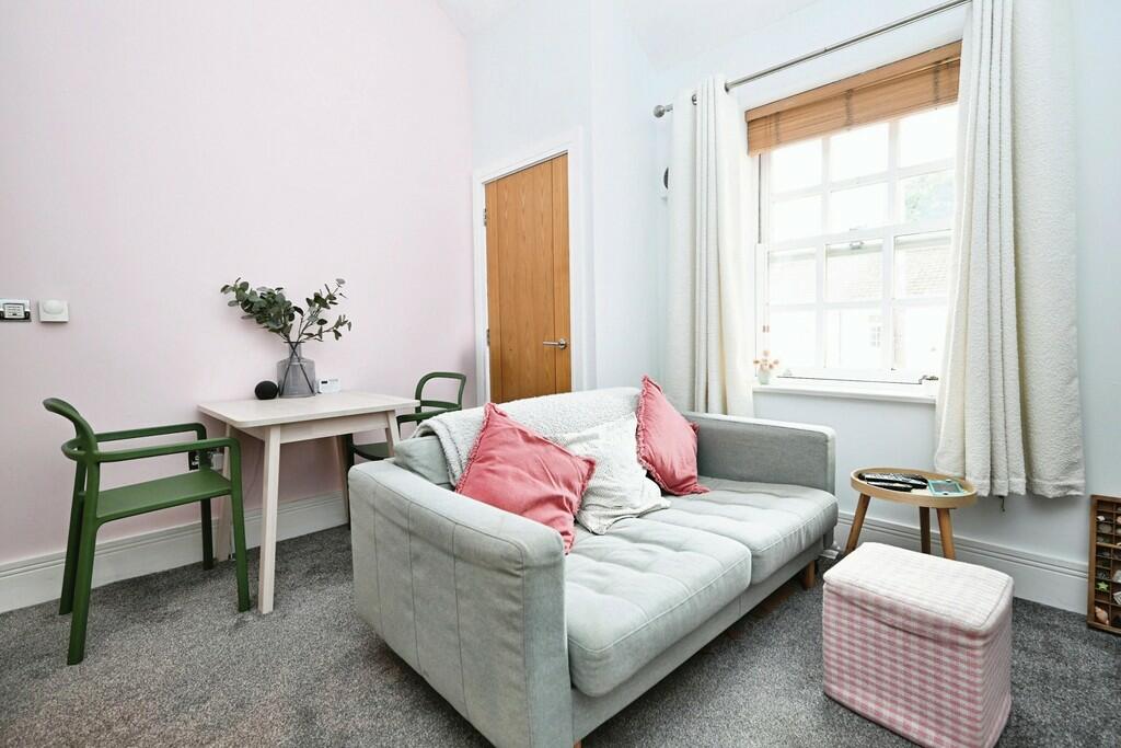 Additional property image - Tresham House, Guys Common