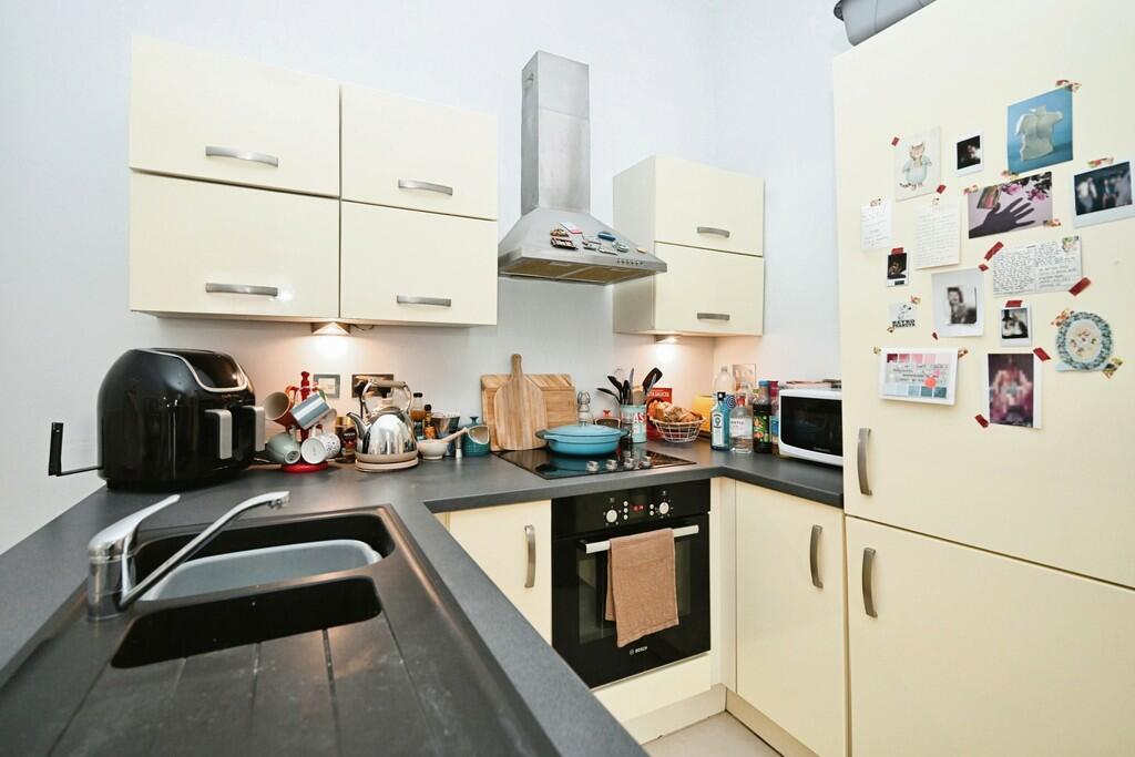 Additional property image - Tresham House, Guys Common