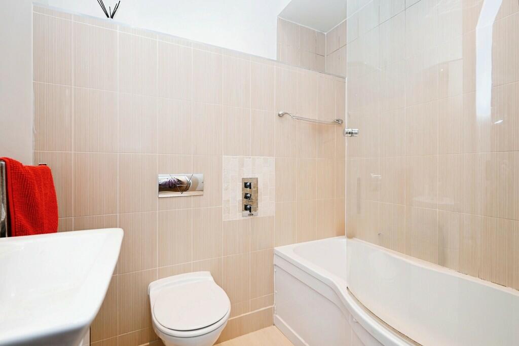 Additional property image - Tresham House, Guys Common