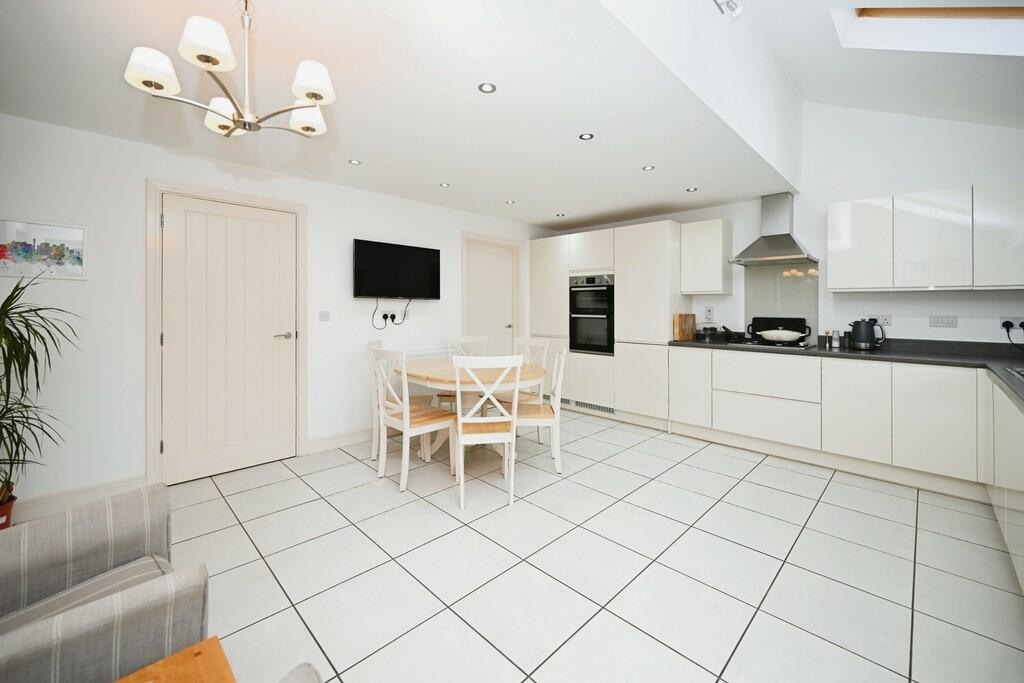 Additional property image - Hannah Twining Crescent, Cawston, Rugby