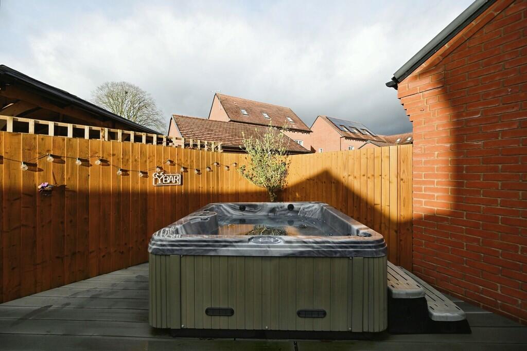 Additional property image - Hannah Twining Crescent, Cawston, Rugby