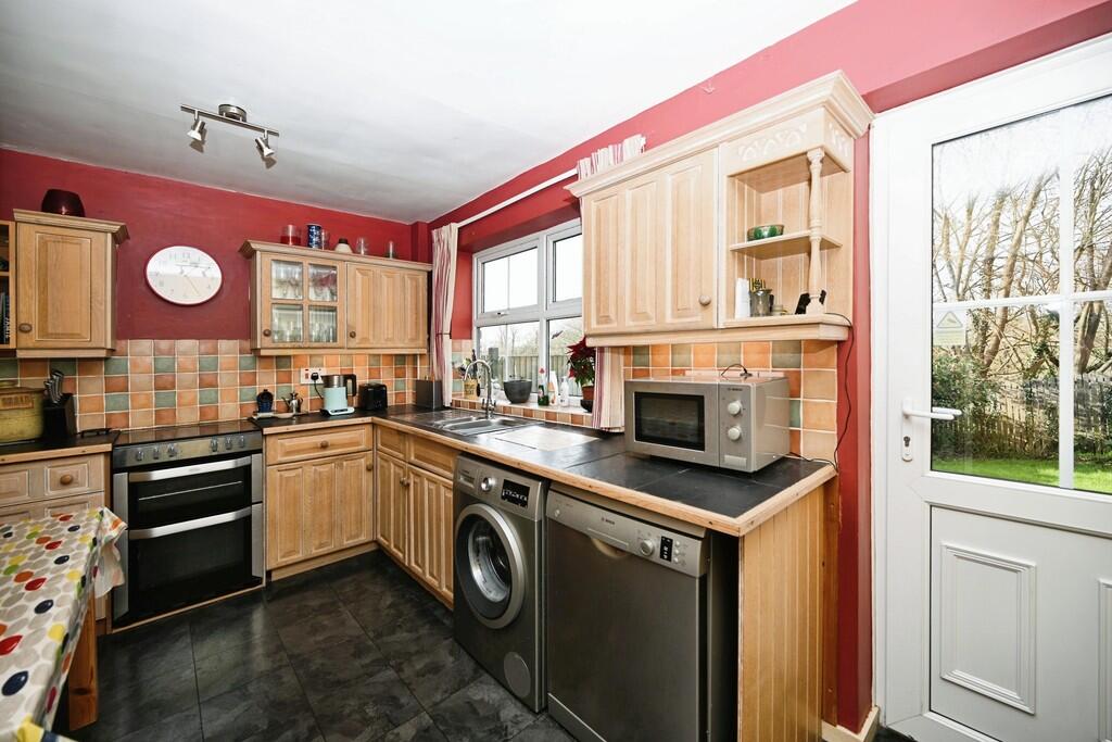 Additional property image - Hazelwood Close, Dunchurch, Rugby