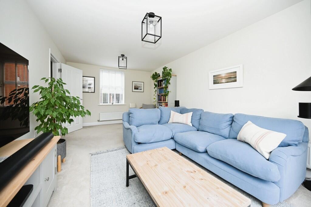 Additional property image - Beverly Close, Houlton, Rugby