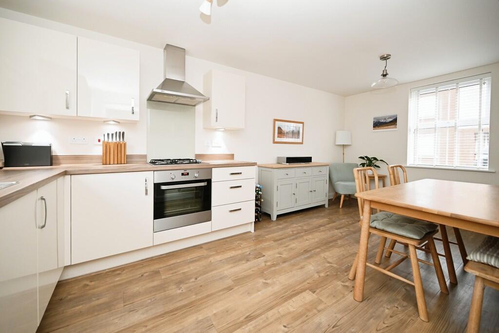 Additional property image - Beverly Close, Houlton, Rugby