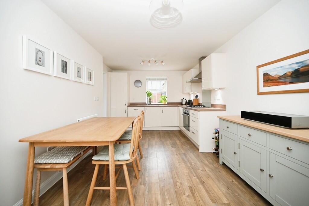 Additional property image - Beverly Close, Houlton, Rugby