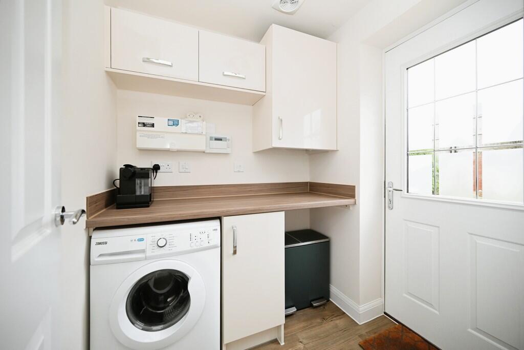 Additional property image - Beverly Close, Houlton, Rugby