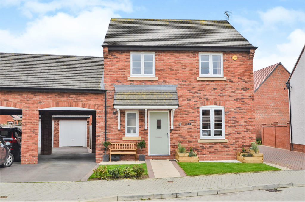 4 bedroom detached house for sale in Arderne De Gray Road, Wolston