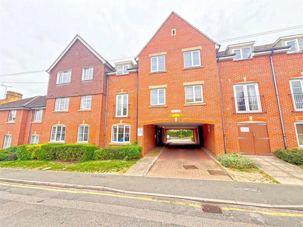 Main image of property: Orchard Street, Rainham, Gillingham