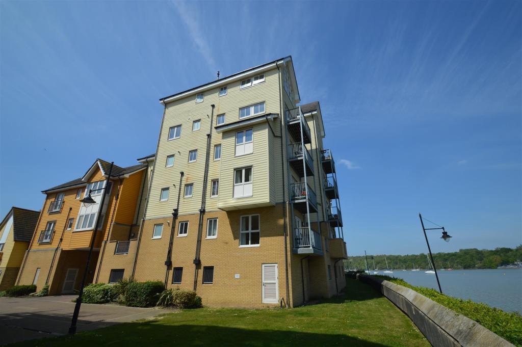 1 bedroom apartment for rent in Malin House, Rivermead, St. Marys
