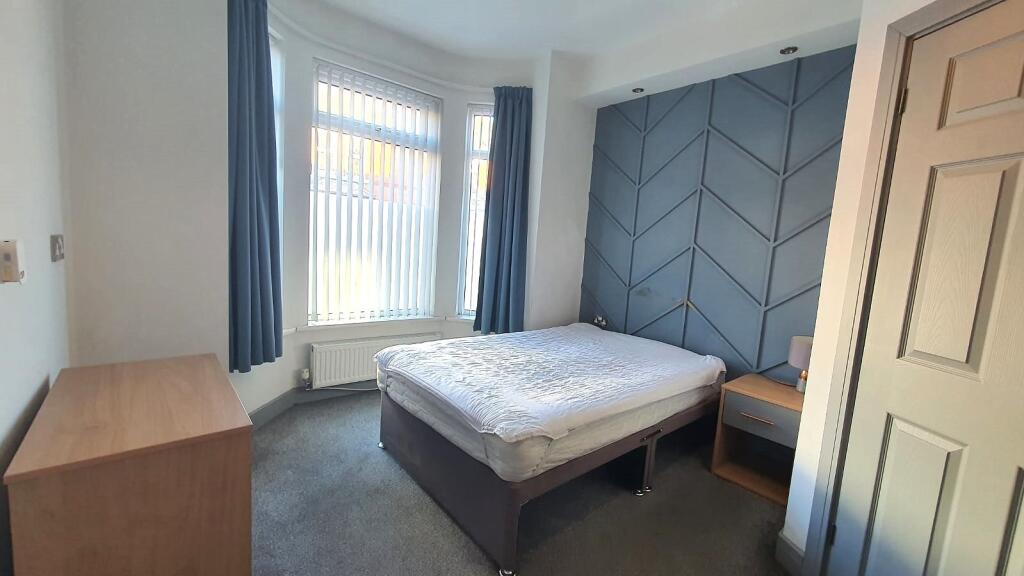 Main image of property: Room 1, 65 Earlesmere Avenue, Doncaster