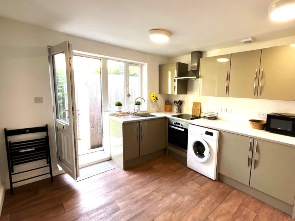 Main image of property: Apartment 4A, Auckland Road, Doncaster
