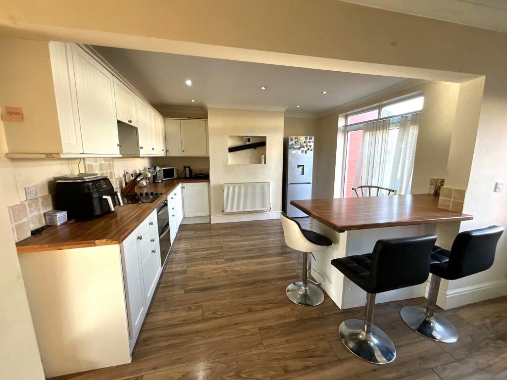 Main image of property: St Margaret Roads, Doncaster, DN4