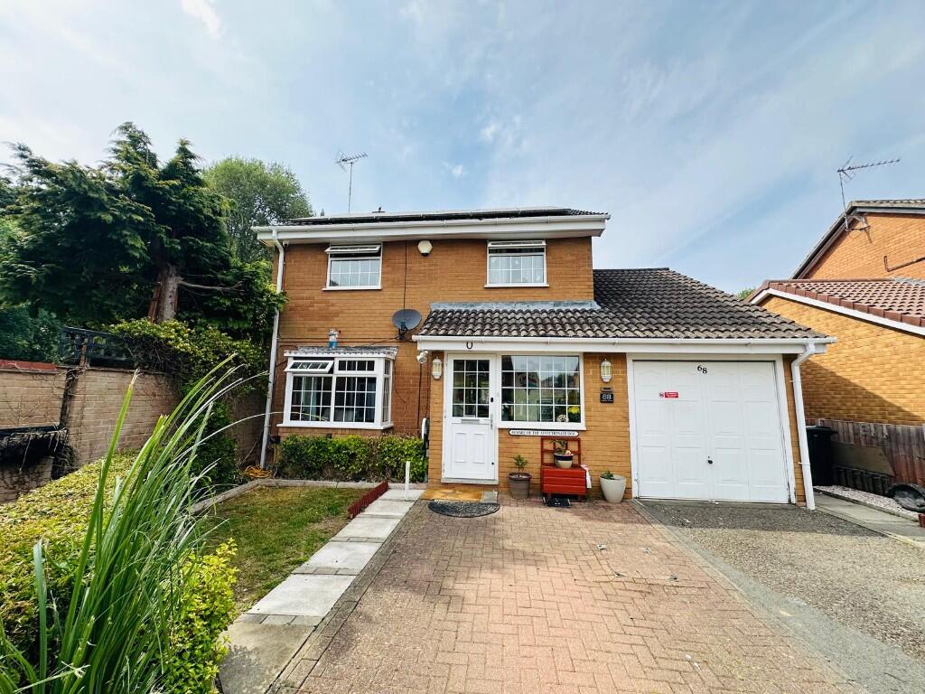 Main image of property: Padstow Avenue, FISHERMEAD Milton Keynes MK6