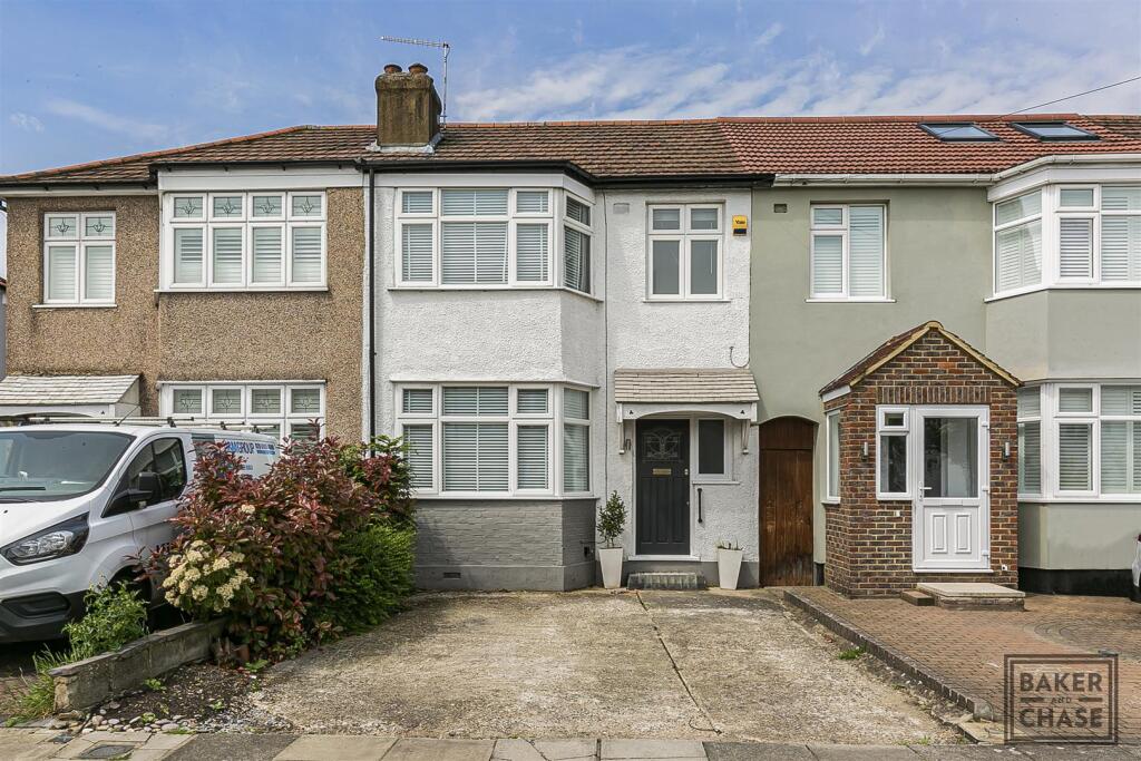 Main image of property: Carnarvon Avenue, Enfield