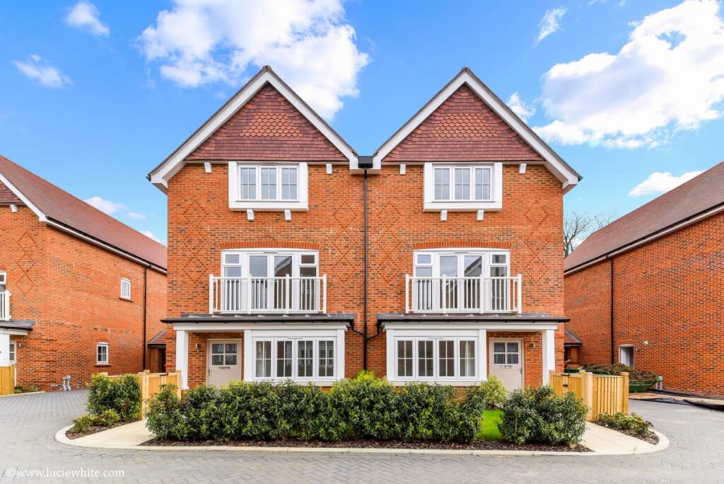 Main image of property: Cordes Grove, Ascot