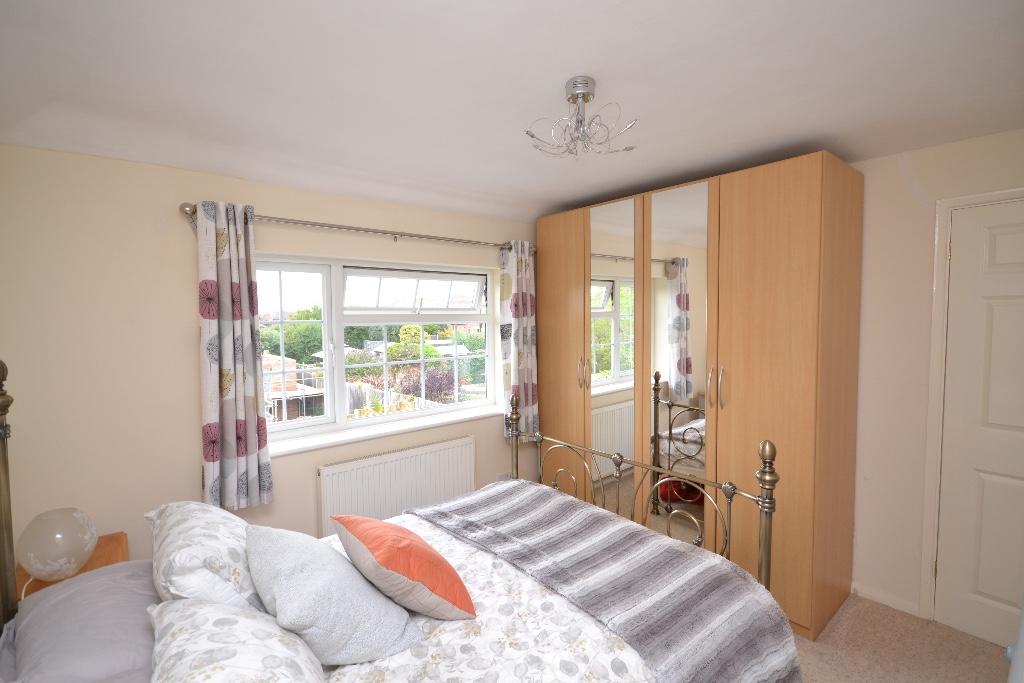 3 bedroom detached house for sale in Prestwick Drive,