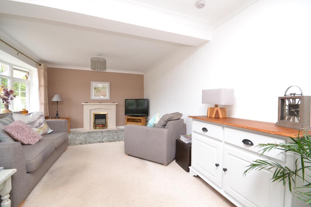 3 bedroom detached house for sale in Prestwick Drive,