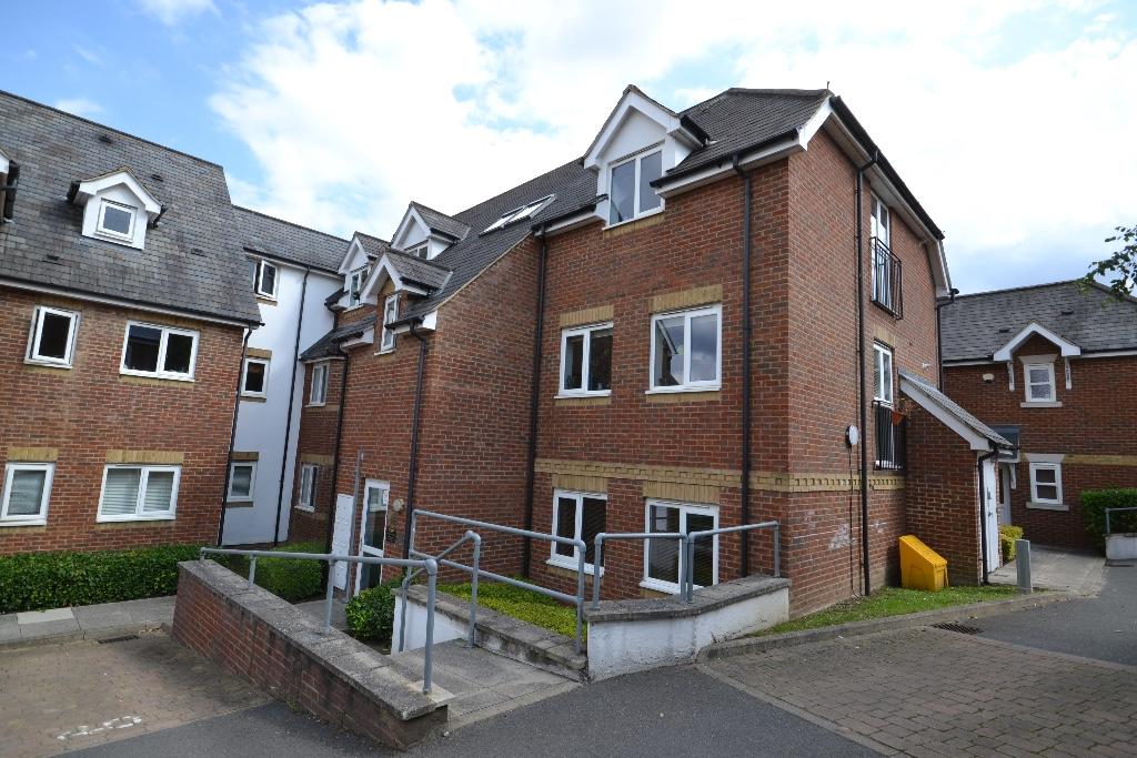 2 bedroom ground floor flat for sale in Archer Place,
