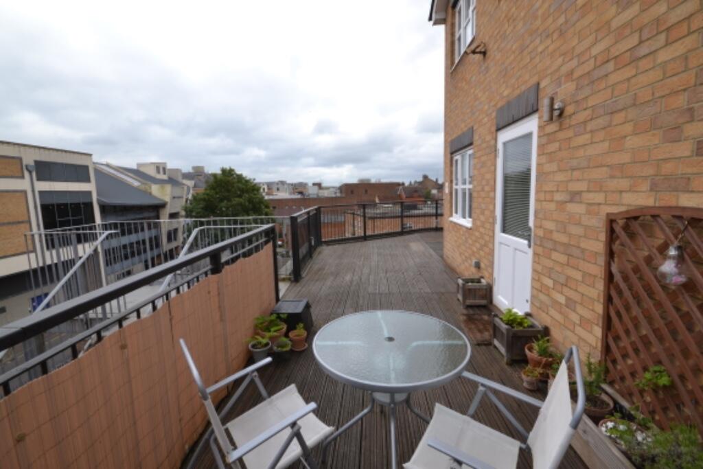 Additional property image - Riverside, Bishop's Stortford, Hertfordshire, CM23