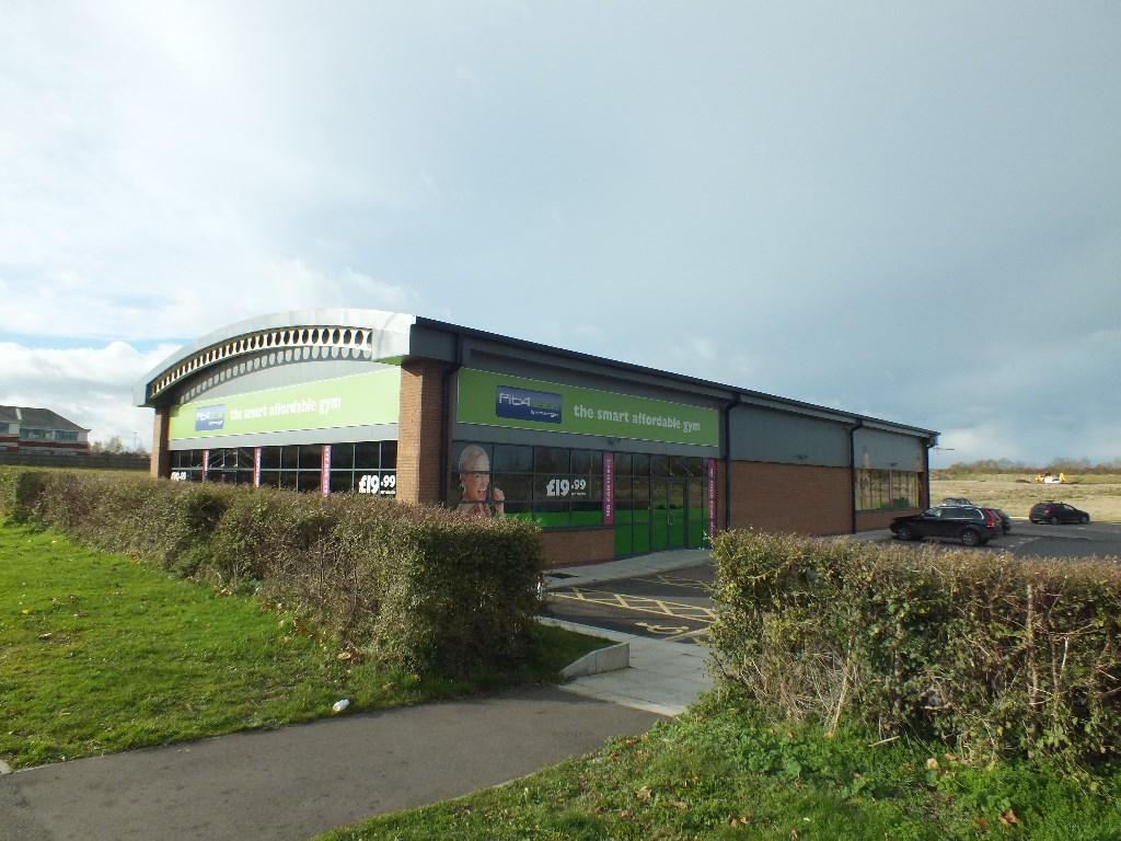 Leisure facility to lease in Roman Gate, Nettleham Road, Lincoln LN2