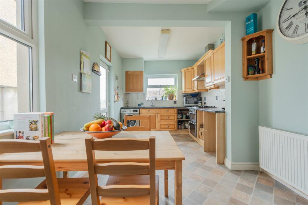 4 bedroom terraced house for sale in Russell Road, Fishponds, BS16