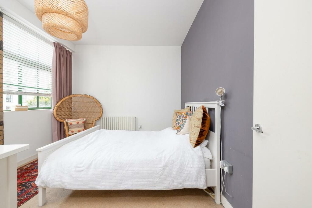 Additional property image - Redcliff Street, Redcliffe