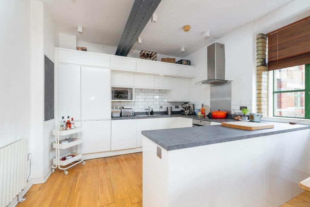 Additional property image - Redcliff Street, Redcliffe