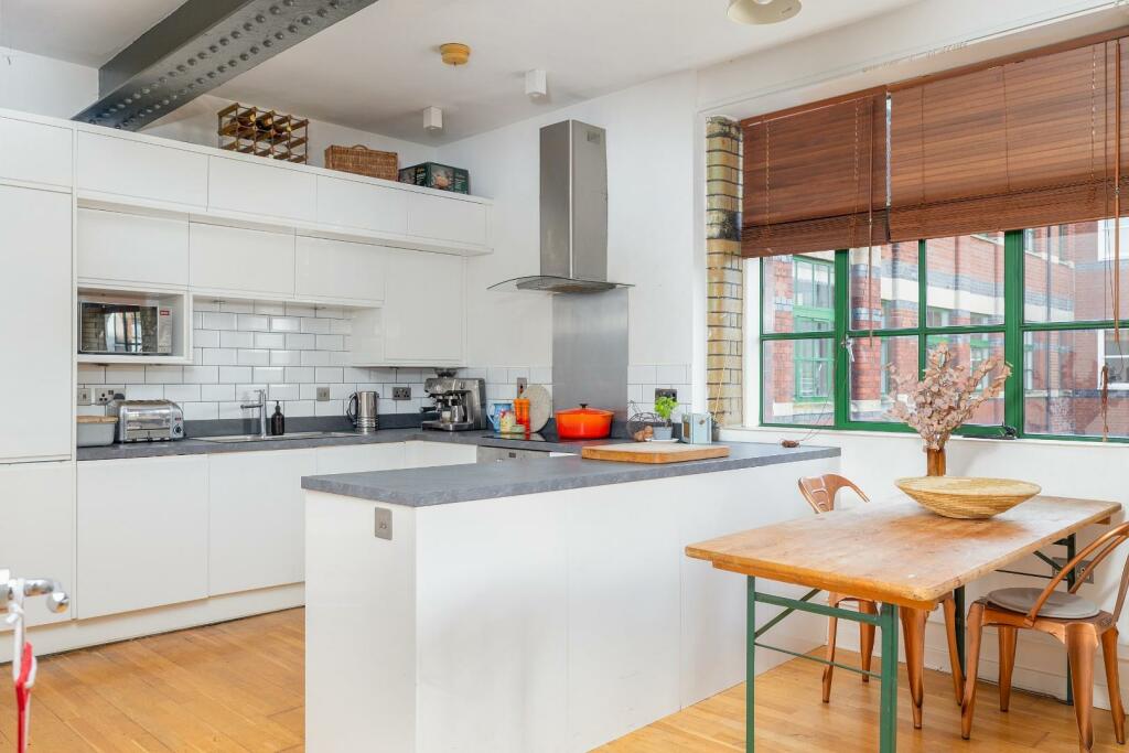 Additional property image - Redcliff Street, Redcliffe