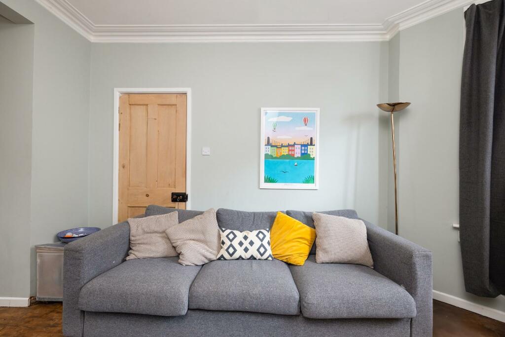 Additional property image - Leighton Road, Knowle