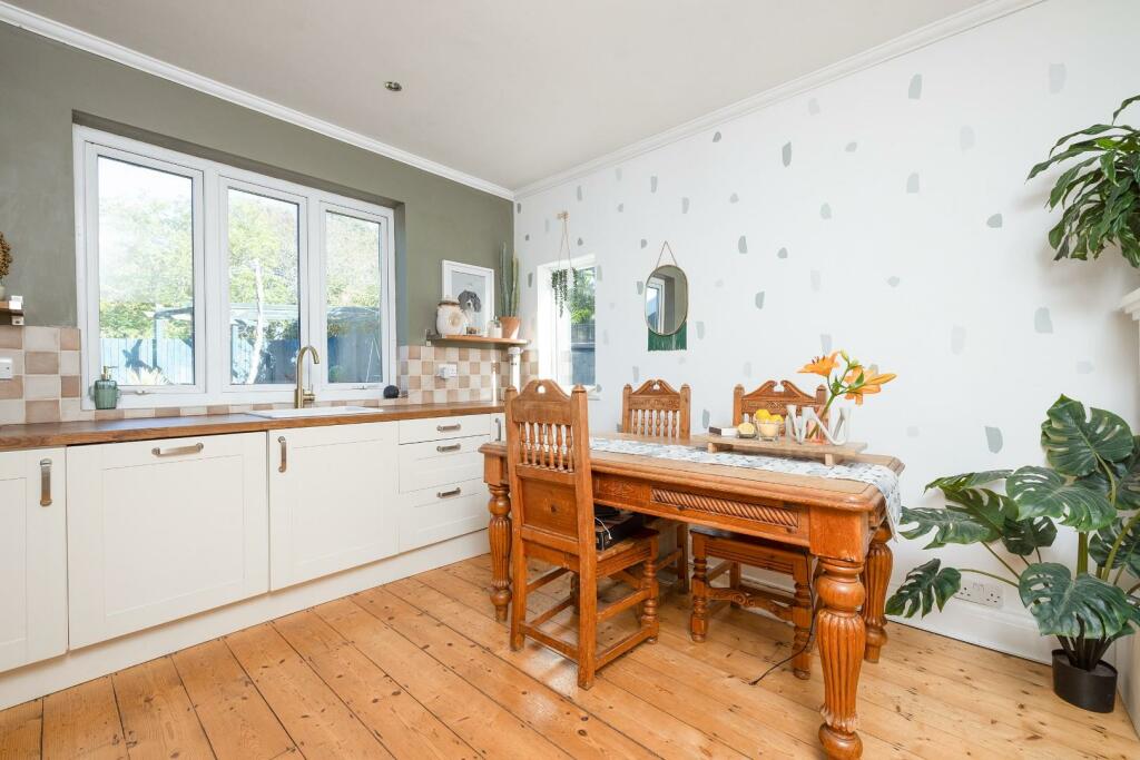Additional property image - Newbridge Road, St Annes
