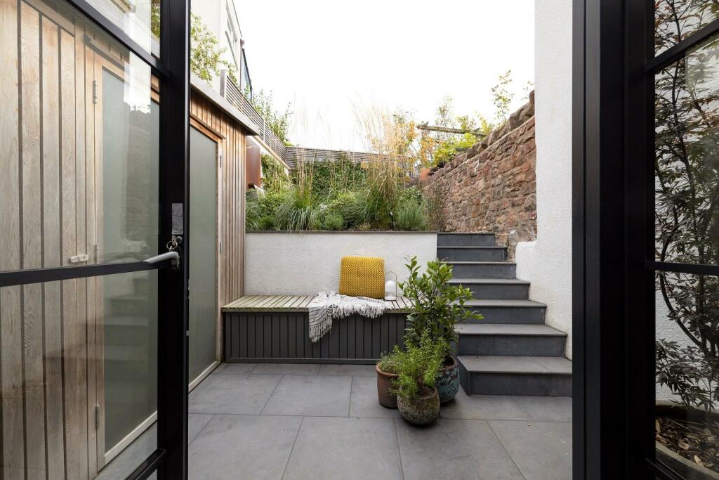 Additional property image - Church Lane, Cliftonwood