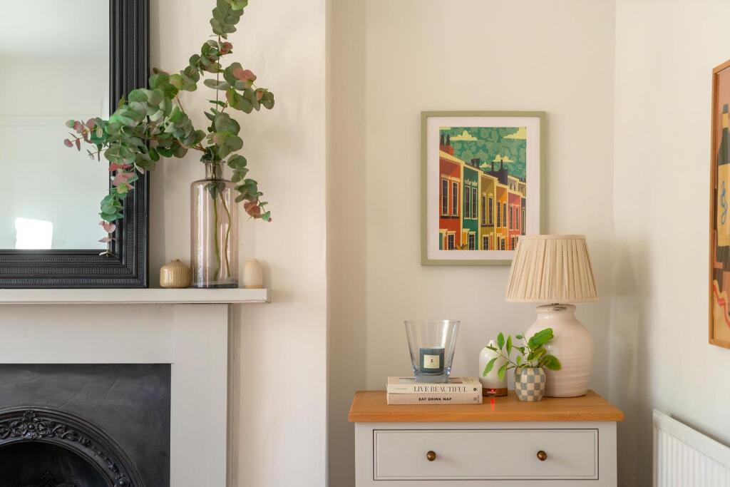Additional property image - Crowndale Road, Knowle