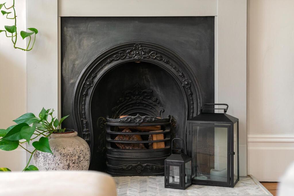 Additional property image - Crowndale Road, Knowle