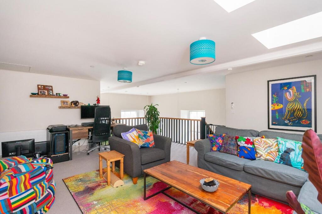 Additional property image - Loft House, Ashley Down