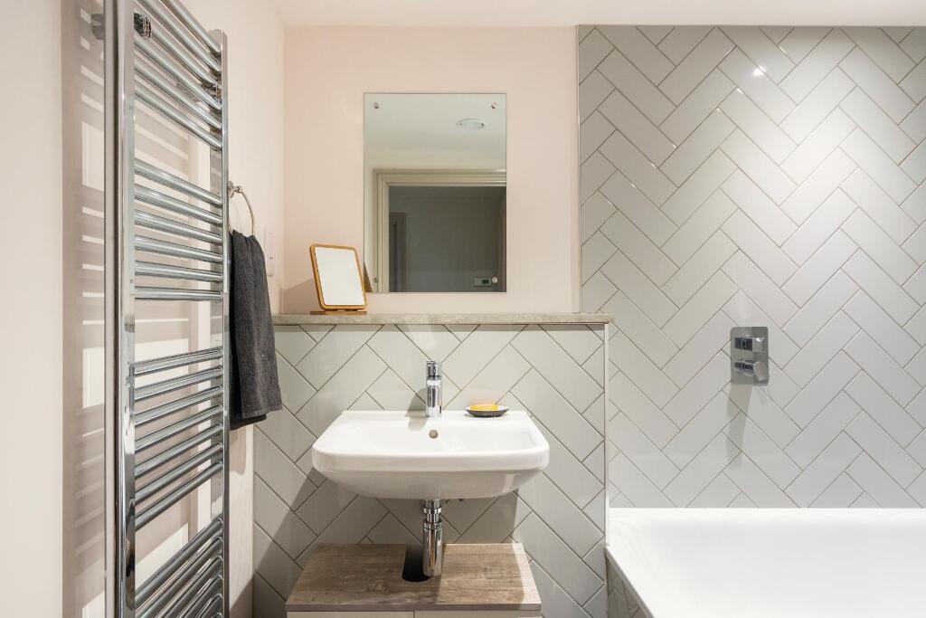 Additional property image - Loft House, Ashley Down