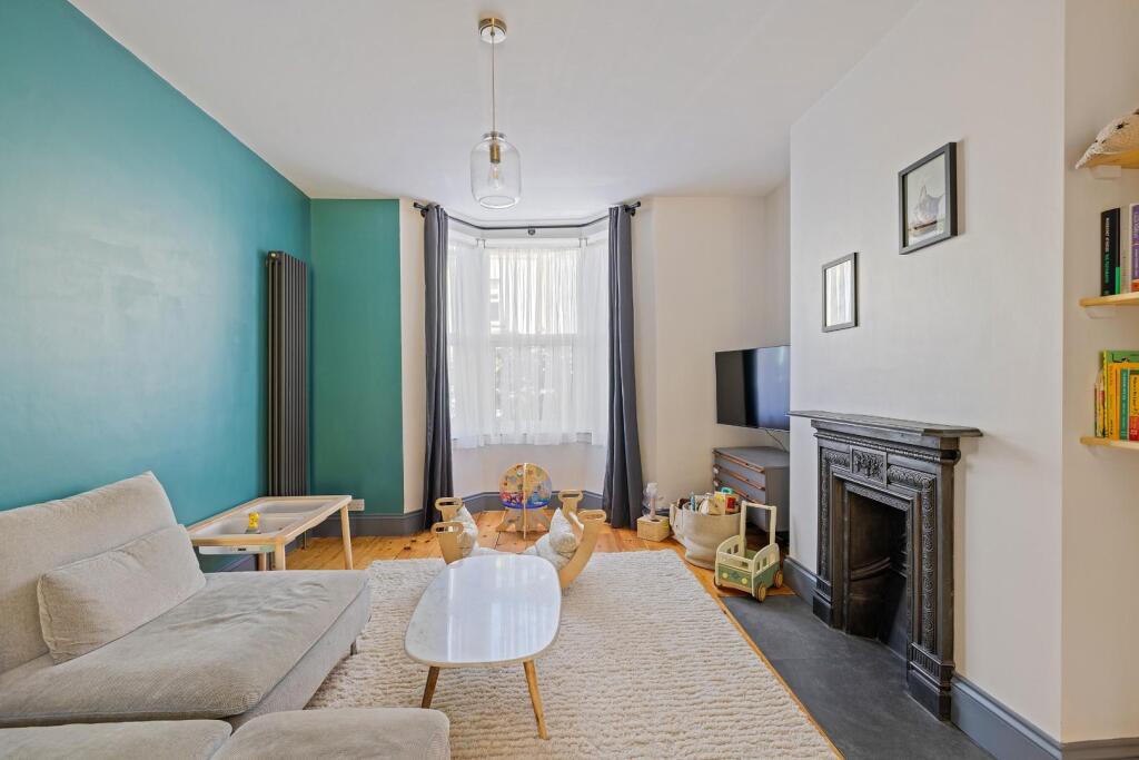 Main image of property: Thomas Street, St. Pauls