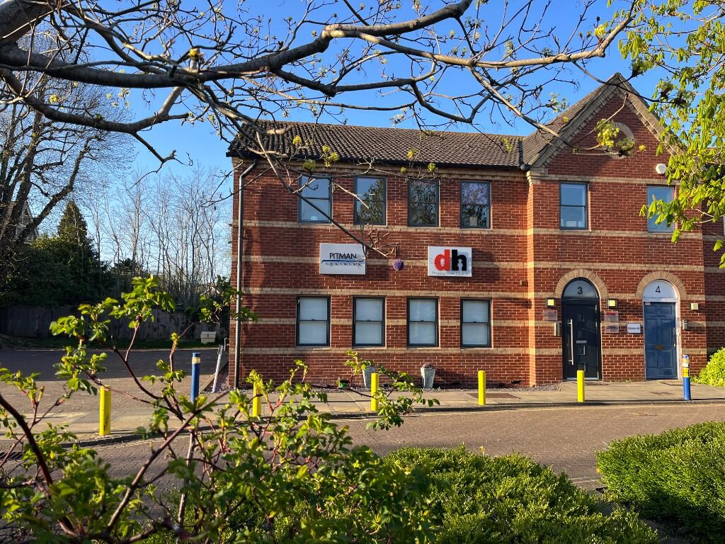 Main image of property: 3 Gleneagles Court, Brighton Road, Crawley, West Sussex, RH10