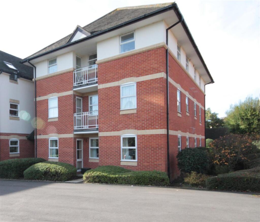 Main image of property: Jackman Close, Abingdon