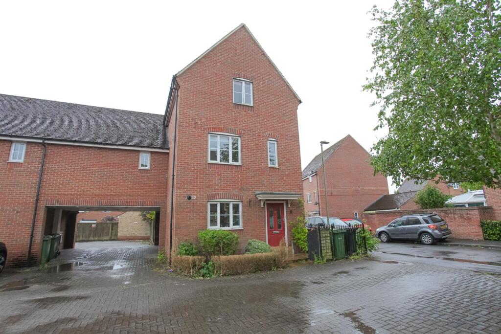 Main image of property: Robinson Road, Wootton, Boars Hill, Oxford