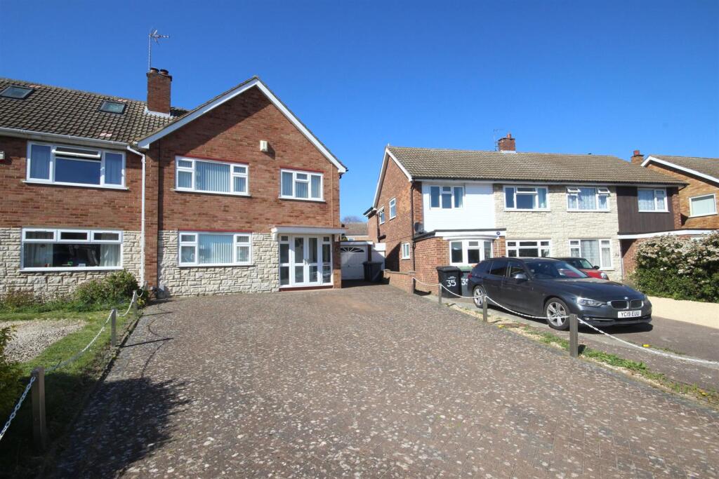 Main image of property: Tiverton Road, Bedford