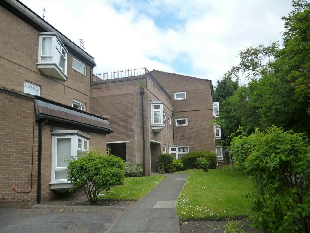 Main image of property: Green Leach Court, Haresfinch, St. Helens, Merseyside, WA11