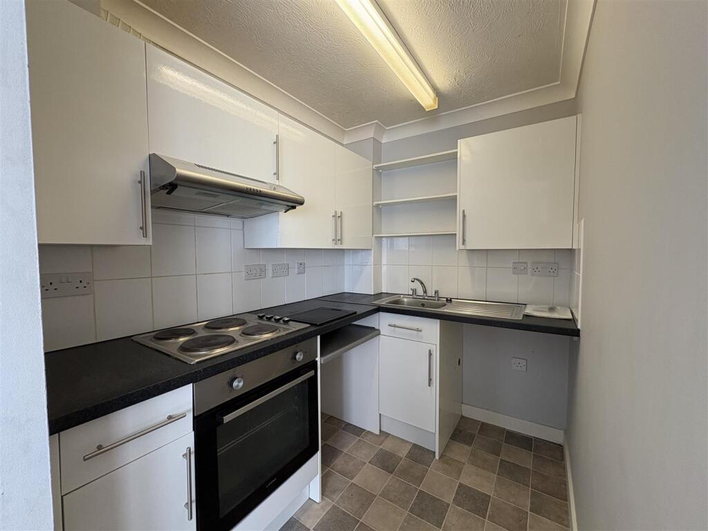 Main image of property: De Cham Road, St. Leonards-On-Sea