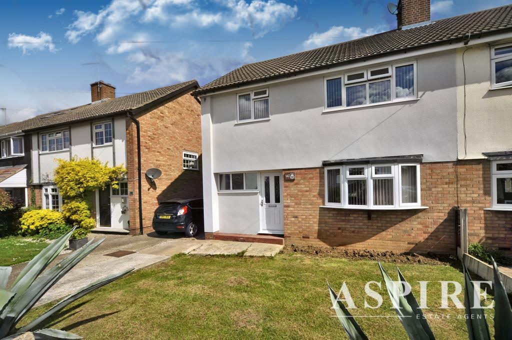 3 bedroom semidetached house for sale in Kimberley Road, Benfleet, SS7